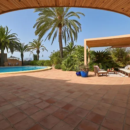 Luxury Kerenza Villa